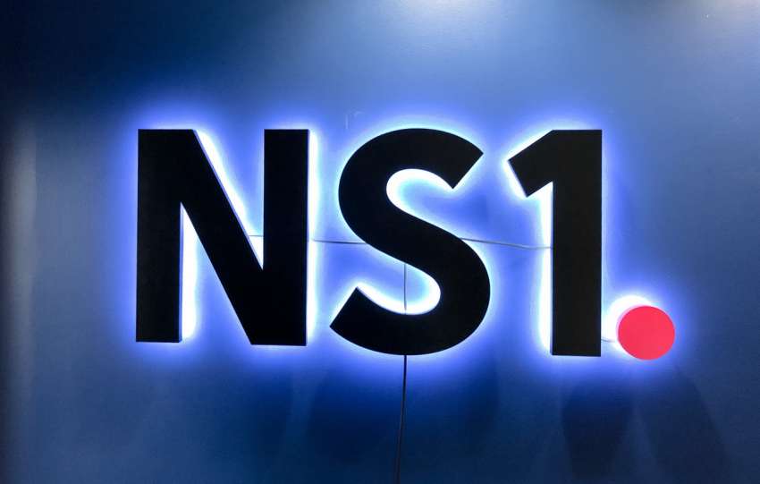 NS1